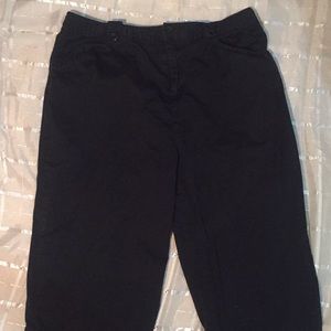 White Stag all black capris